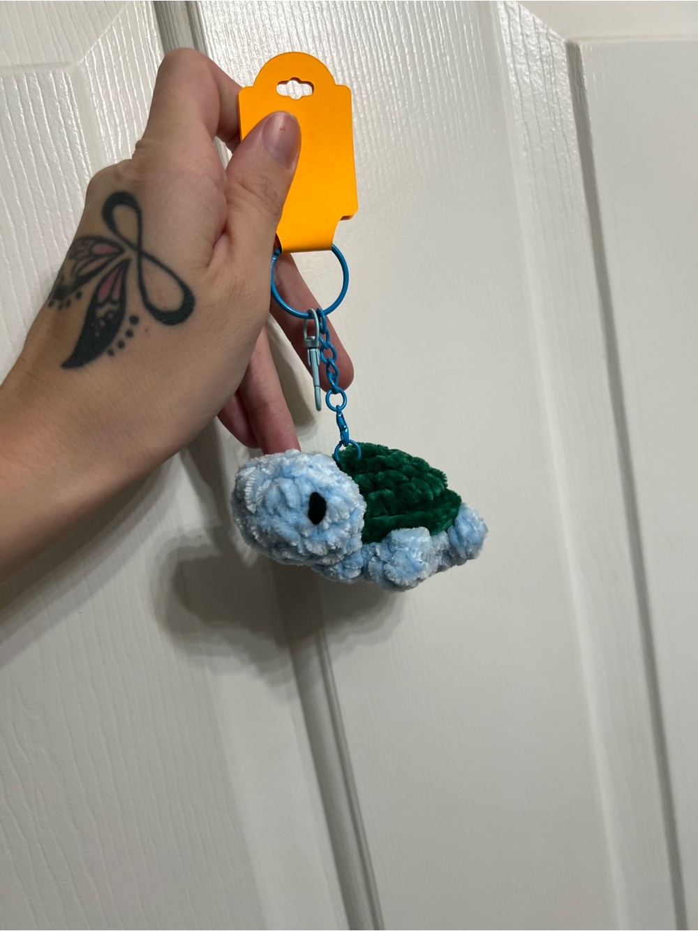 Little Crocheted Turtle Keychain - Picture 4 of 6